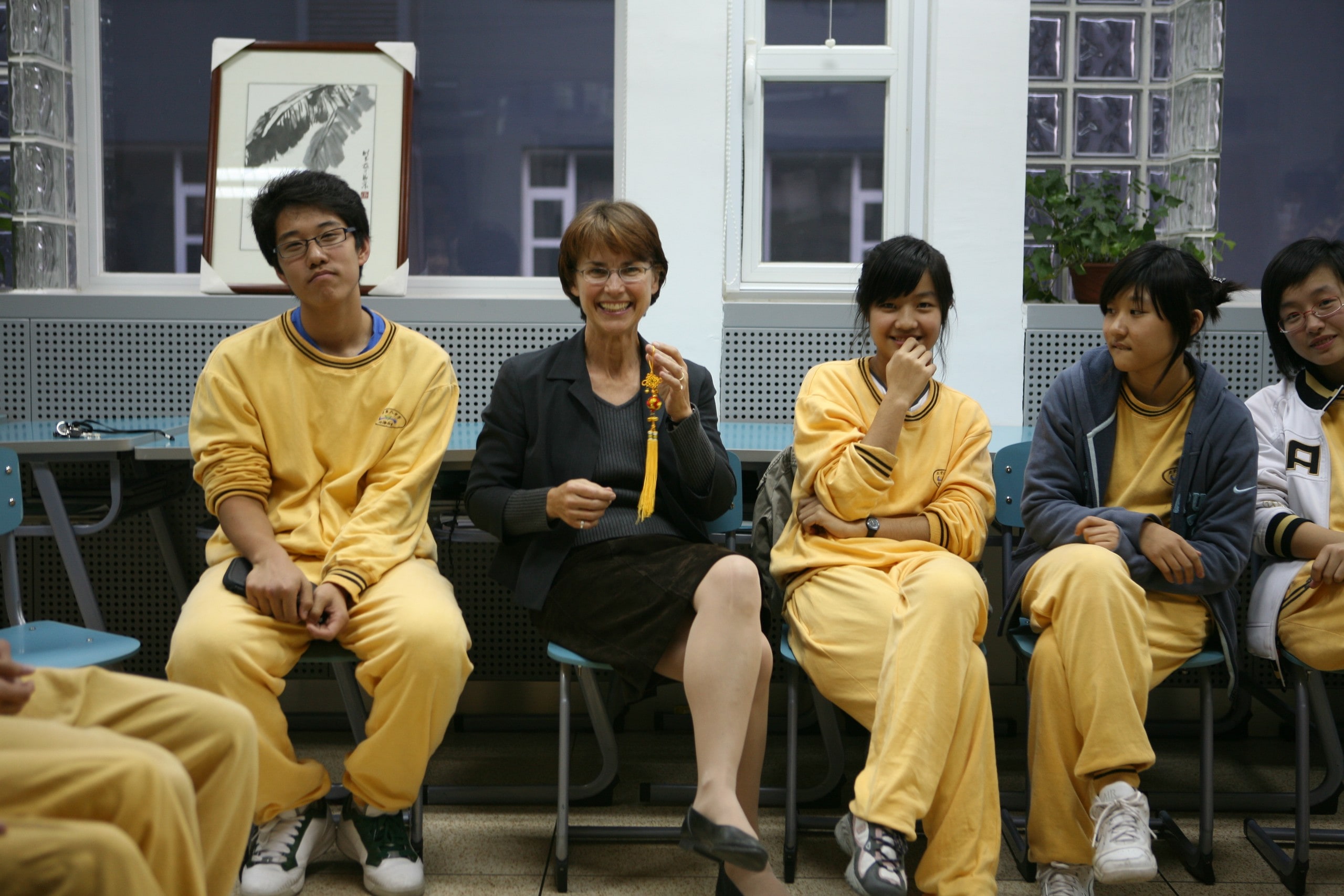 Classroom exchange · Yihai