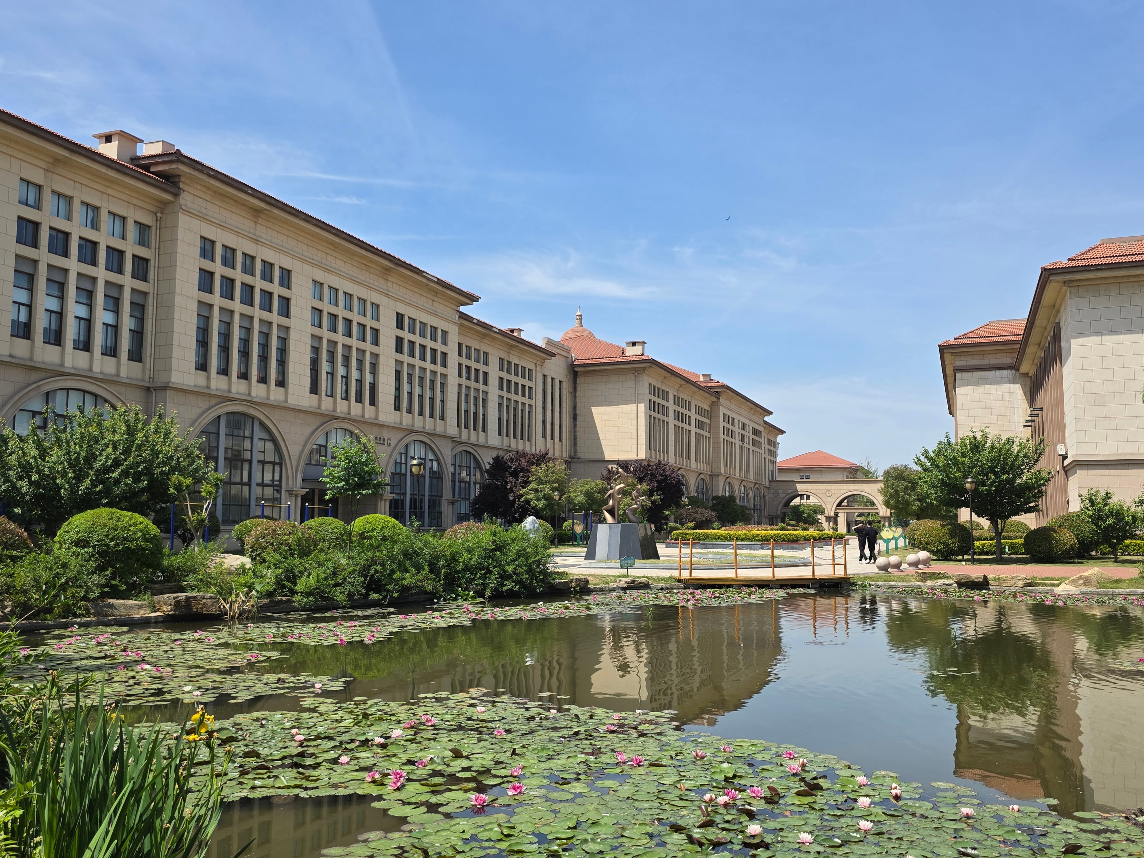 Water garden · east wing